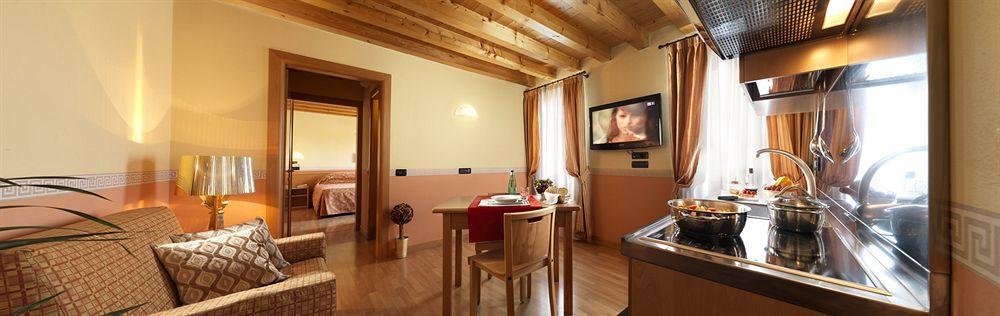 Hotel & Residence Roma Camposampiero Εξωτερικό φωτογραφία