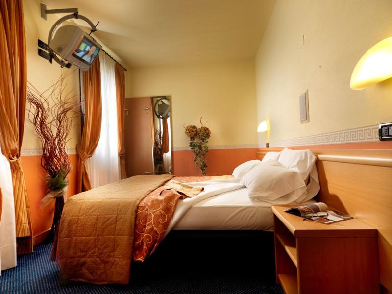 Hotel & Residence Roma Camposampiero Δωμάτιο φωτογραφία