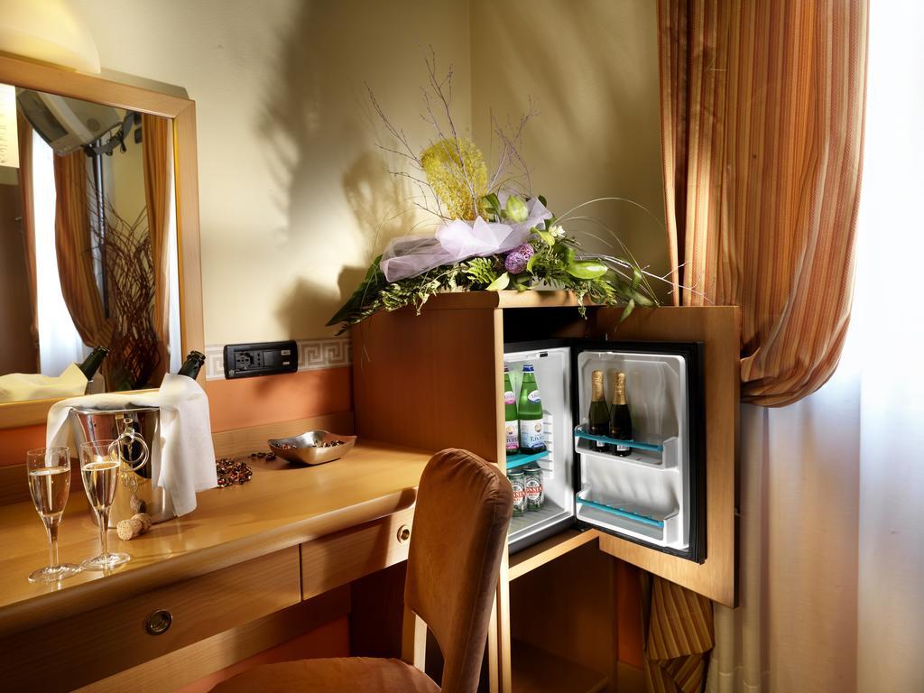 Hotel & Residence Roma Camposampiero Εξωτερικό φωτογραφία